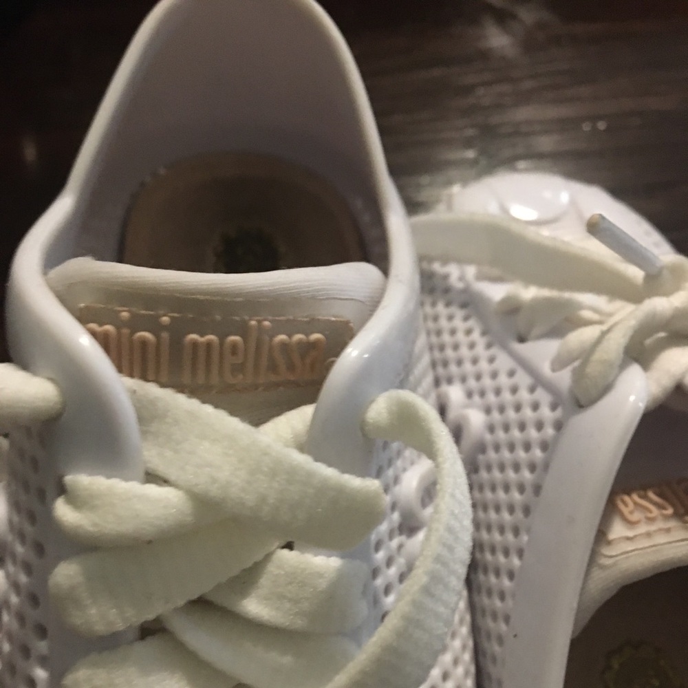 Mini Melissa - Picture 2 of 7